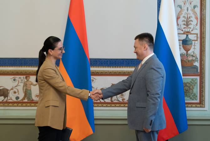  Генпрокуроры Армении и России обсудили представляющие взаимный интерес 
вопросы 