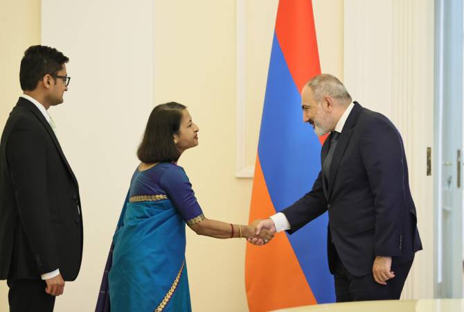  Посол Индии поблагодарила правительство РА за решение проблем со здоровьем 
индийцев, пострадавших в Ерасахе 