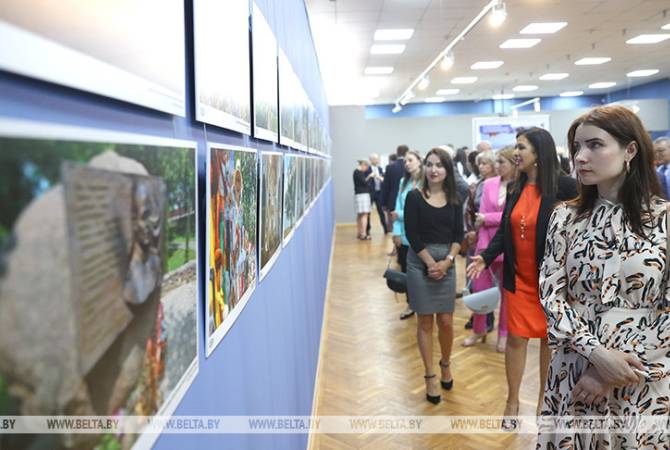  Те, кто увидит эти фотографии, полюбят Беларусь и Армению: открылась 
совместная выставка “Арменпресс” и “БелТА” 