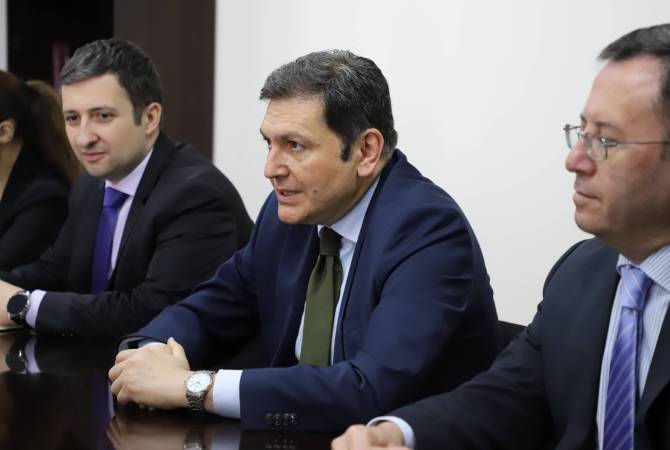  Замглавы МИД Армении представил польскому коллеге ситуацию с безопасностью в 
регионе 