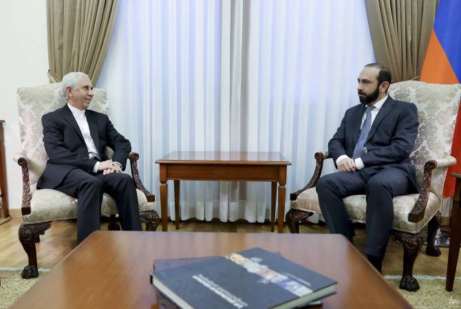  Глава МИД Армении и посол Ирана отметили видение двух стран по установлению 
мира и стабильности на Южном Кавказе 