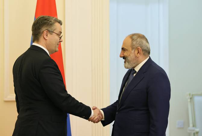  Премьер-министр Пашинян принял государственного министра иностранных дел ФРГ 
Тобиаса Линднера 