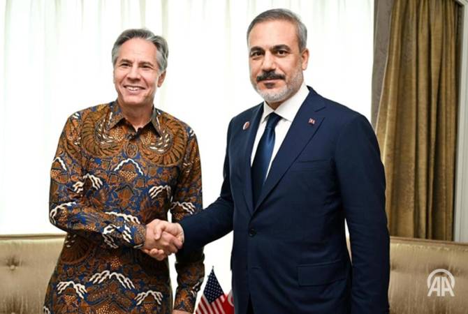 Ինդոնեզիայում հանդիպել են ԱՄՆ պետքարտուղարն ու Թուրքիայի արտաքին 
գործերի նախարարը