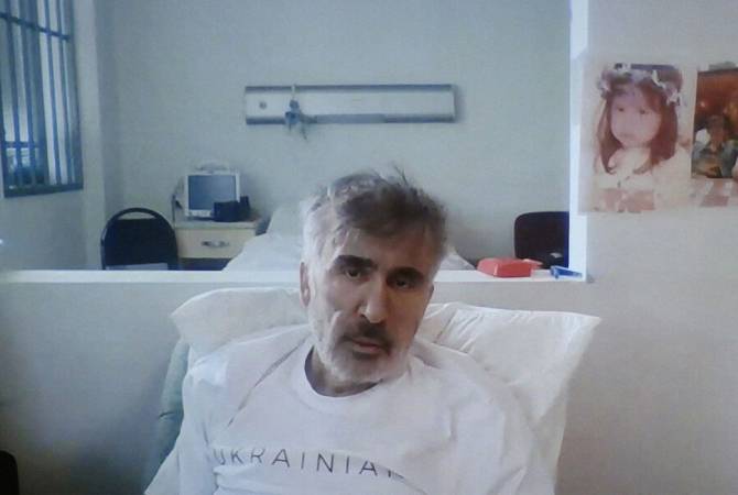 Аппарат Омбудсмена Грузии сообщает об ухудшении состояния здоровья 
Саакашвили