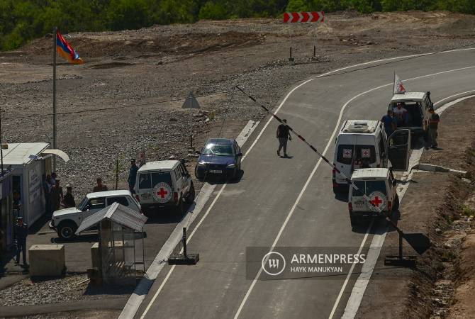 Azerbaijan intends to open Lachin Corridor only for outbound transit, warns Pashinyan 