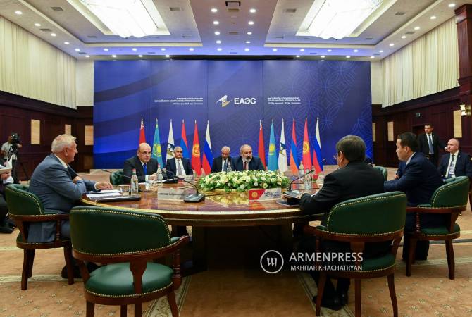 Заседание Высшего Евразийского экономического совета пройдет в декабре в Санкт-
Петербурге