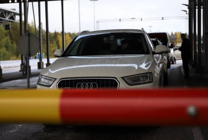 Финляндия планирует запретить въезд в страну российских легковых автомобилей