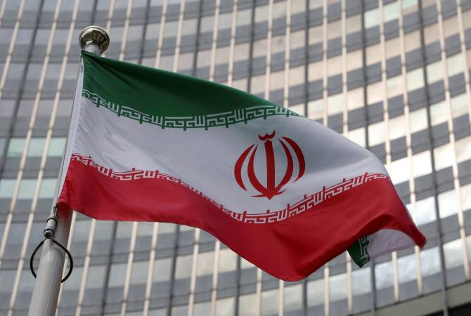 МИД Ирана назвал «незаконным и провокационным» решение трех стран ЕС 
сохранить санкции против Тегерана