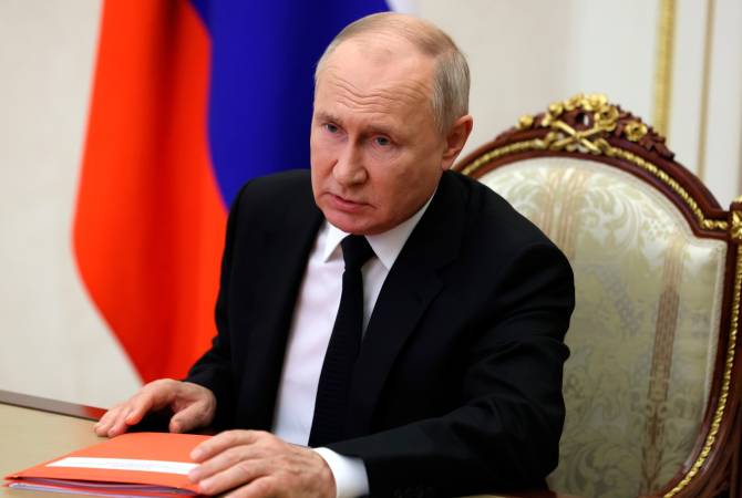  Путин проведет оперативное совещание с постоянными членами Совбеза 