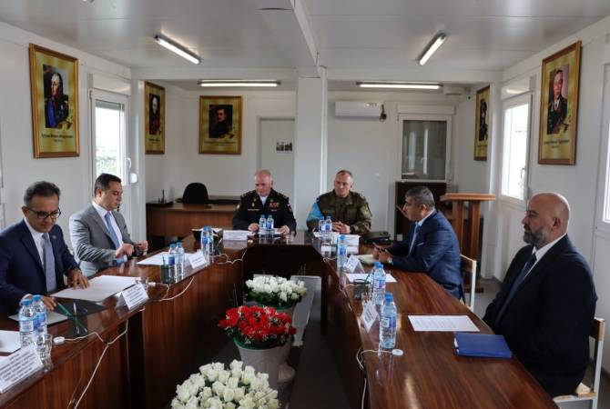 Nagorno-Karabakh representatives and Azeri authorities reach agreement on transfer of 
wounded, critically-ill to Armenia