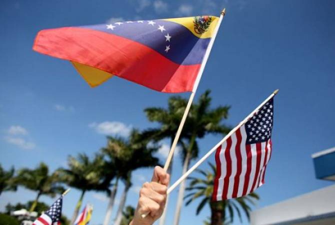  США согласовали с Венесуэлой сделку по ослаблению санкций 