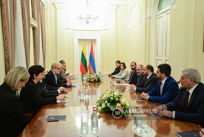  Премьер-министры Армении и Литвы обсудили вопросы развития отношений в 
различных сферах
 