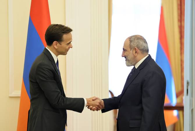 رئيس الوزراء باشينيان ومسؤول وزارة الخارجية الأمريكية يبحثان السلام والاستقرار في المنطقة