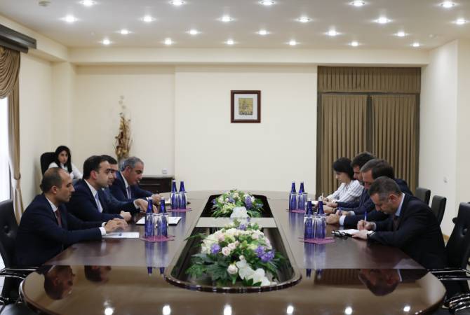  Мэрия Еревана и ЕБРР расширят рамки сотрудничества: мэр принял делегацию 
банка 