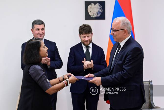 Armenia firmó el acuerdo "Sobre el establecimiento de la Alianza Solar Internacional"
