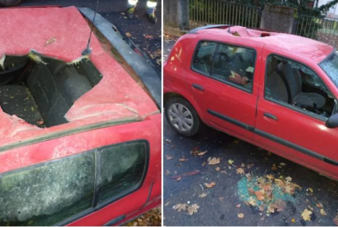  Во Франции на припаркованный автомобиль предположительно упал метеорит 