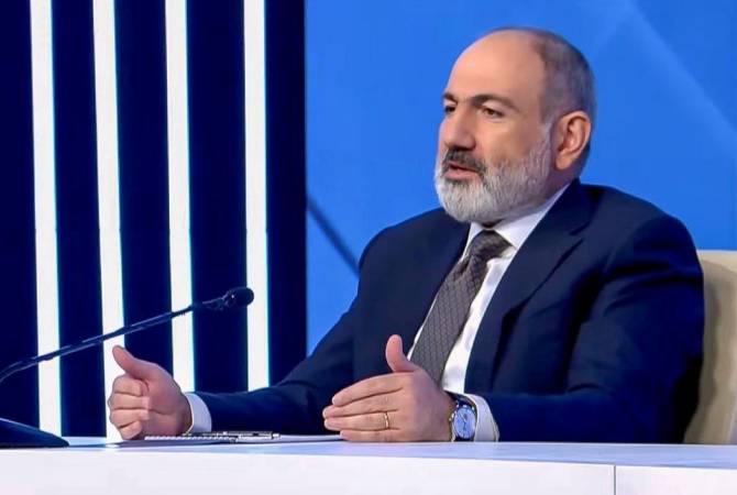 Премьер-министр на сегодняшний день не считает реалистичным возвращение 
вынужденных переселенцев в Нагорный Карабах
