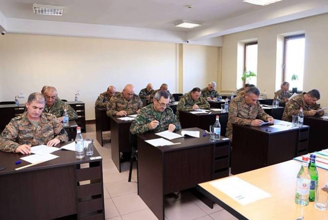 Завершился процесс аттестации первой подгруппы высшего и старшего офицерского 
состава ВС Армении