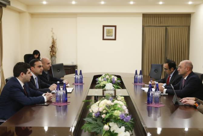 Мэр Еревана принял представителей Всемирного банка