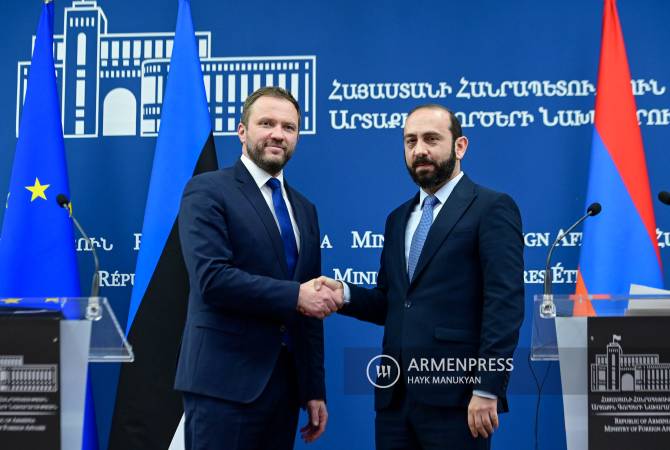 Cancilleres de Armenia y Estonia discutieron sobre liberalización de visados ​​de UE para 
armenios

