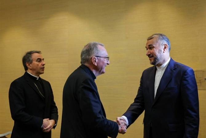 Le Vatican peut jouer un rôle dans la résolution du conflit à Gaza: le ministre iranien des 
Affaires étrangères