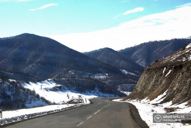  Перевалы Варденяц, Спитака, Тигранашена и Саравана труднопроходимы для 
транспортных средств с прицепом 