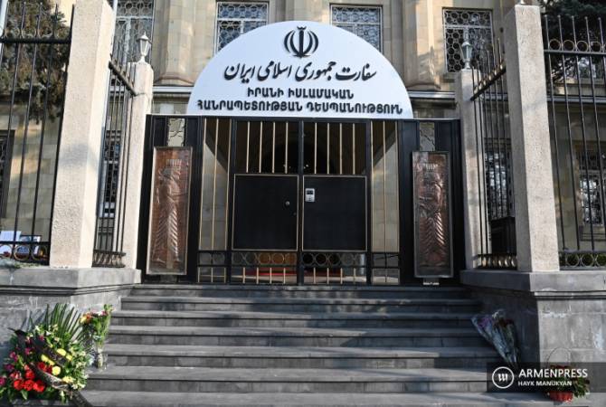  Embajada de Irán en Armenia declara duelo por el ataque terrorista en Kerman