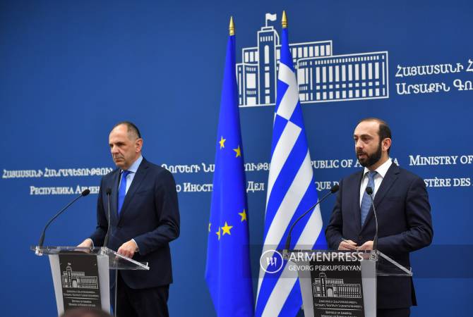 В мирном договоре мы должны видеть те основы, по которым пройдет процесс 
делимитации границы: министр ИД Армении
