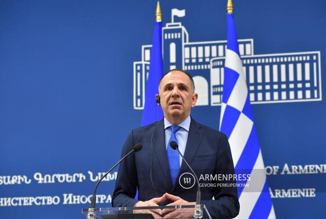 اليونان ستقوم قريباً بتنفيذ برنامج لمساعدة النازحين قسراً من ناغورنو كاراباغ-وزير الخارجية 
اليوناني جوركيوس جيرابيتريتيس