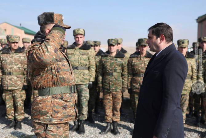 Министр обороны Армении проследил за ходом огневого этапа процесса аттестации 
участников программы «Защитник Отечества»