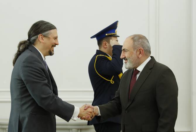 Премьер-министр Пашинян принял координатора госдепартамента США по борьбе с 
глобальной коррупцией