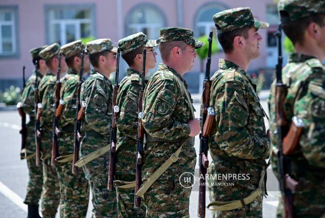 Armenia considers NATO standards in new military uniform