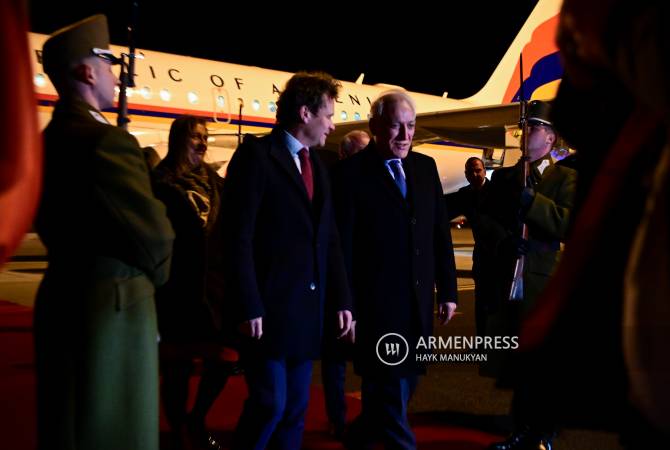Первый после восстановления дипотношений визит на высшем уровне: президент 
Армении прибыл в Венгрию