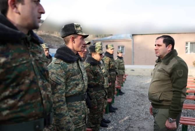Министр обороны Армении посетил осуществляющие оборону северо-восточной 
пограничной зоны воинские части
