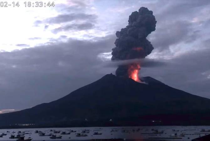  В Японии произошло извержение вулкана Сакурадзима 