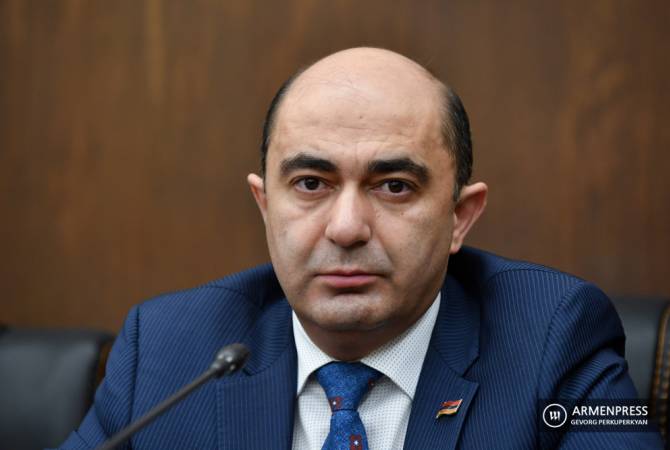 اِدمُون مروکیان: " آذربایجان هیچ اساس قانونی برای حمله به ارمنستان ندارد. "