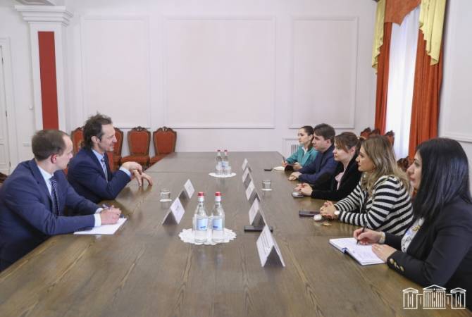 Members of Armenian delegation to PACE meet with Candidate for CoE Secretary General 
Indrek Saar