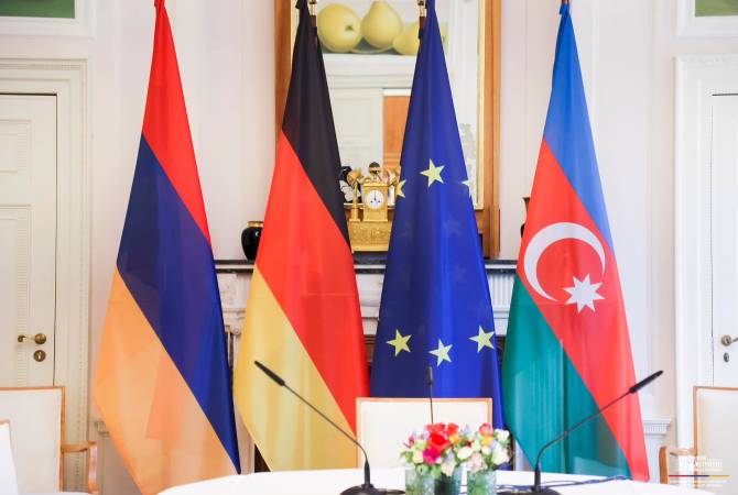 亚美尼亚和阿塞拜疆的外交部长互相同意继续就尚未解决的问题进行谈判