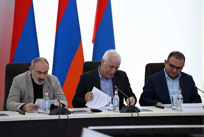 ՀՀ վարչապետի և նախագահի մասնակցությամբ քննարկվել են Հայաստանում 
տնտեսական քաղաքականության առաջնահերթությունները