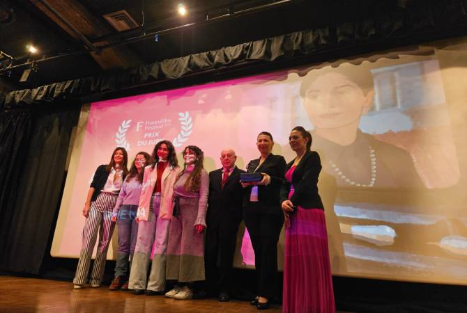 Իննա Սահակյանի «Ավրորայի լուսաբացը» ֆիլմն արժանացել է Ֆրանկոֆիլմի XIV 
փառատոնի ժյուրիի գլխավոր մրցանակին
