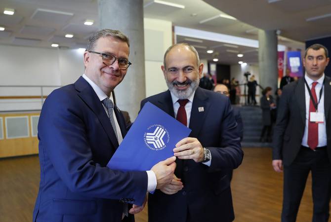 Rencontre des Premiers ministres arménien et finlandais à Bruxelles