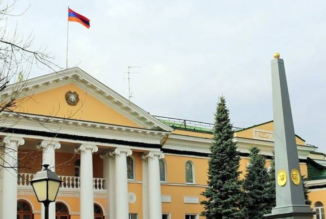 سفارة أرمينيا بروسيا تعرب عن قلقها وتدين التصريحات الصادرة من قناة روسية عن احتمال وجود 
أرمن بمنفذي العملية الإرهابية