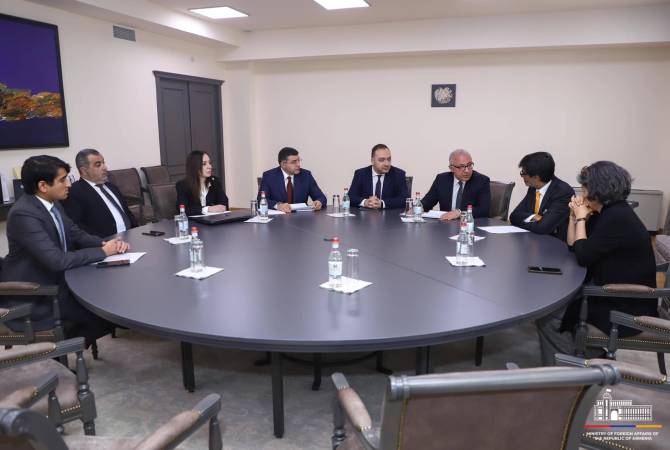 Замглавы МИД Армении провел встречу с президентом ведущего индийского 
аналитического центра Observer Research Foundation