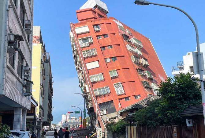 На Тайване произошло самое сильное за 25 лет землетрясение