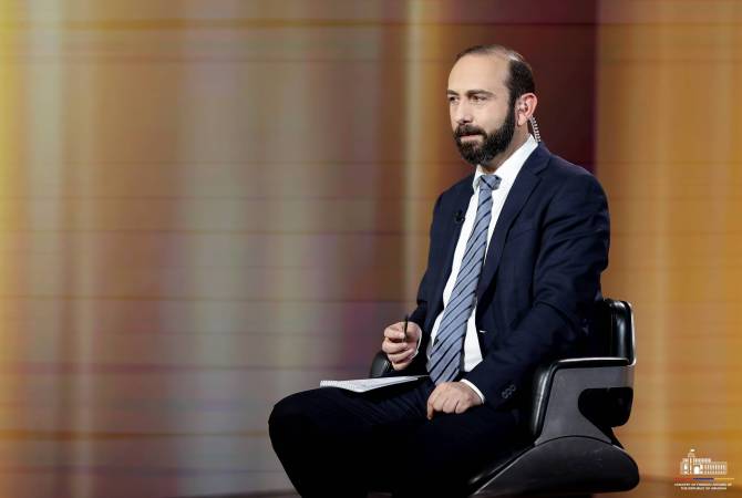 В контексте отношений между Арменией и Россией существуют определенные 
проблемы и вопросы: глава МИД Армении