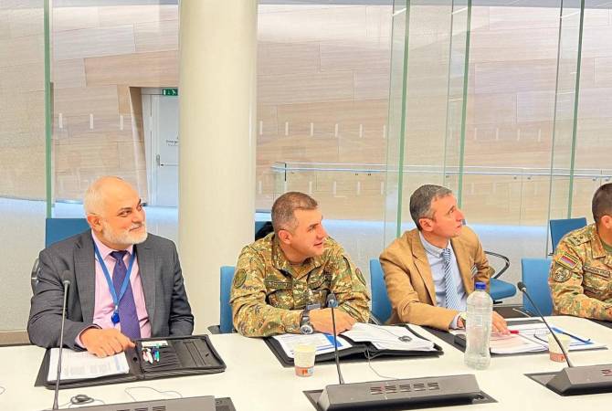 Обсуждены текущие программы военного сотрудничества РА-НАТО и возможности 
его расширения