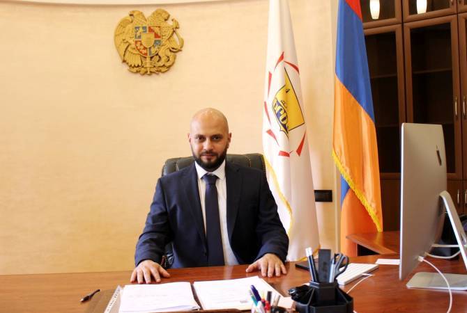 Самвел Гукасян освобожден от должности главы административного района Кентрон 
города Еревана