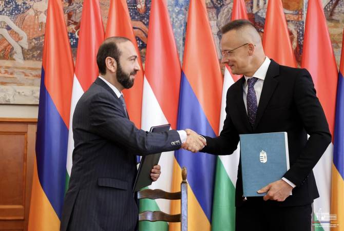 L'Arménie et la Hongrie signent un accord et un programme de cooperation