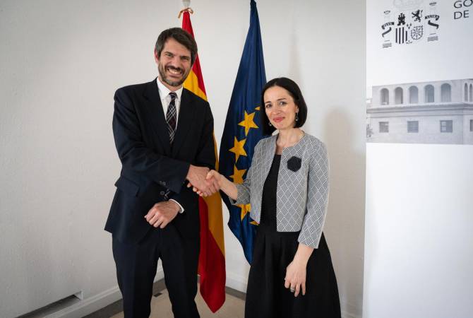 وزيرا الثقافة الأرمنية ونظيريها الإسباني يبحثان آفاق التعاون 