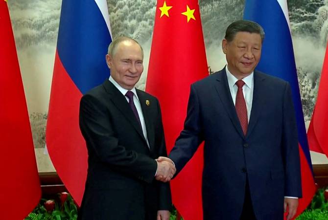 بوتين يصل إلى بكين في أول زيارة رسمية بعد انتخابه